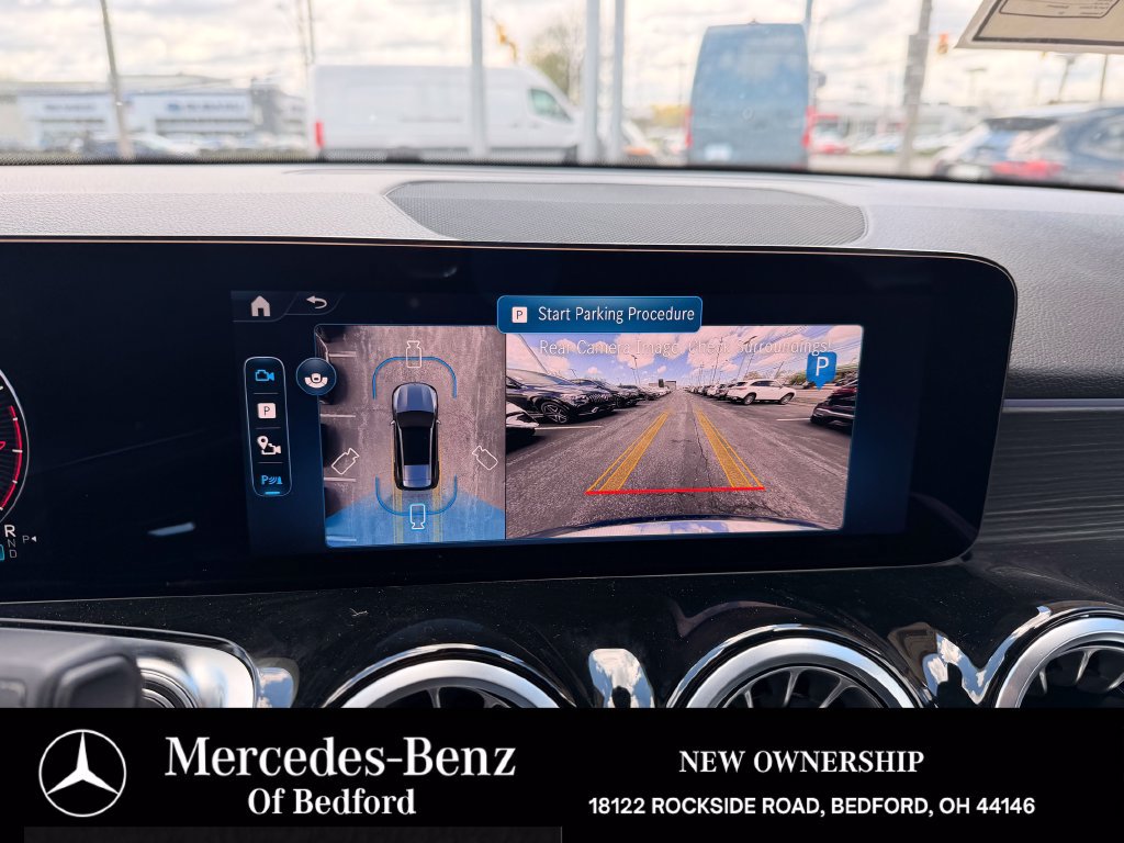 New 2026 Mercedes-Benz GLB 250 4MATIC image 15