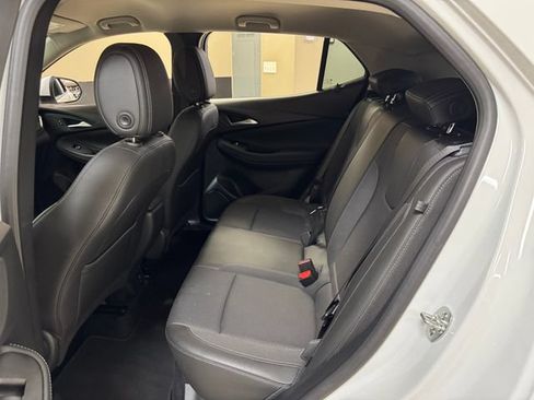Used 2025 Buick Encore GX Preferred FWD image 19