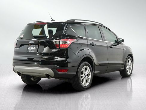 Used 2017 Ford Escape SE w/ Equipment Group 201A AWD/4WD image 5