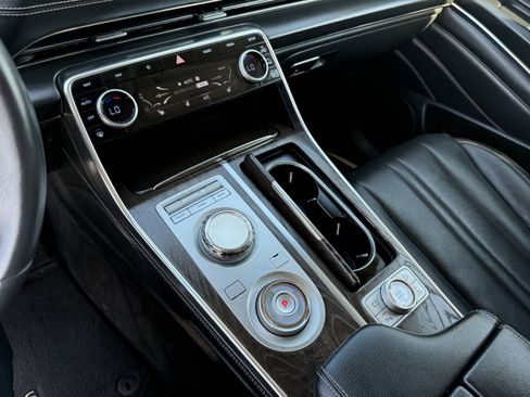 Used 2024 Genesis GV80 2.5T image 21