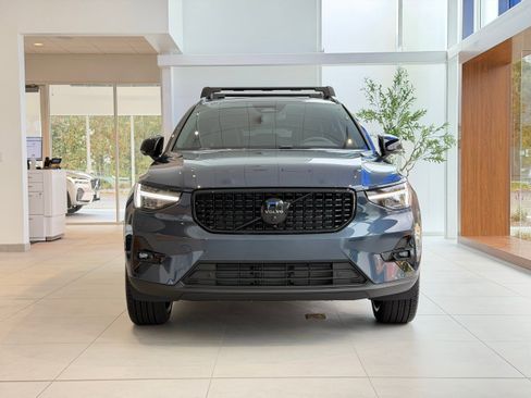 New 2026 Volvo XC40 B5 Ultra w/ Protection Package Premier image 3