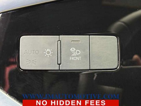 Used 2023 Audi Q3 2.0T Premium AWD/4WD image 42