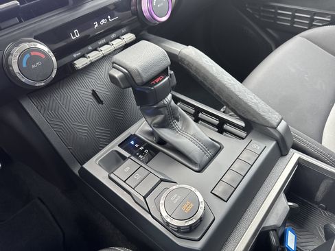 Used 2025 Toyota Tacoma TRD Sport RWD image 21