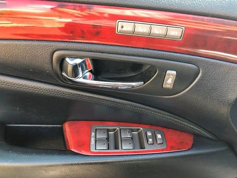 Used 2011 Lexus LS 460 AWD w/ Luxury Value Edition image 13