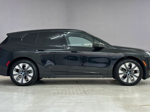 Used 2024 BMW iX xDrive50 AWD/4WD image 8