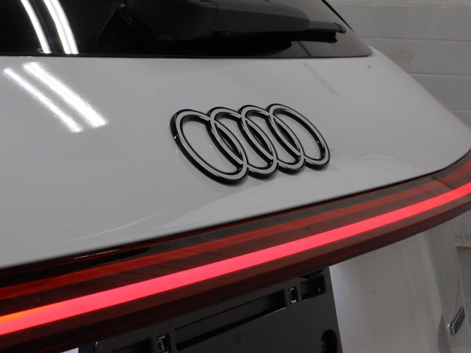 New 2026 Audi Q5 Premium AWD/4WD image 8