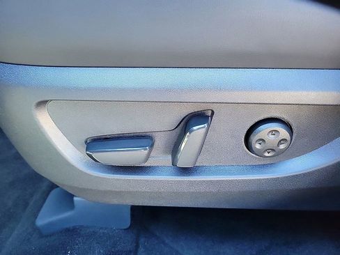 Certified 2025 INFINITI QX55 Essential image 12