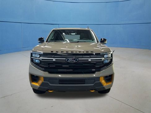 New 2026 Ford Expedition Tremor image 2