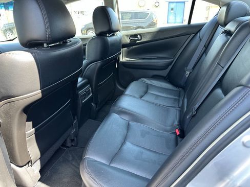 Used 2011 Nissan Maxima 3.5 SV w/ Cold Pkg FWD image 24