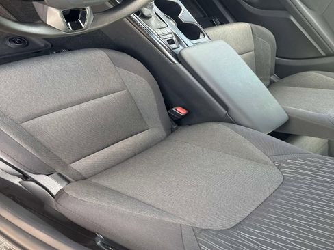 Used 2025 Toyota Camry LE FWD image 18