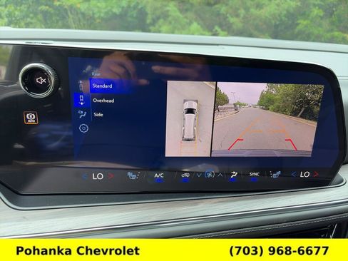 New 2026 Chevrolet Suburban Z71 w/ Comfort Package AWD/4WD image 16