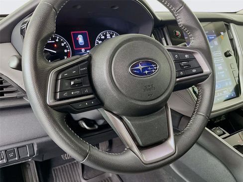 Used 2025 Subaru Outback Premium image 14