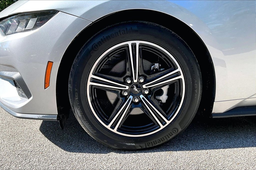 Used 2024 Ford Mustang Premium RWD image 11