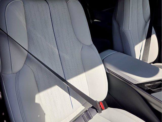 New 2027 Cadillac Lyriq Sport RWD image 22