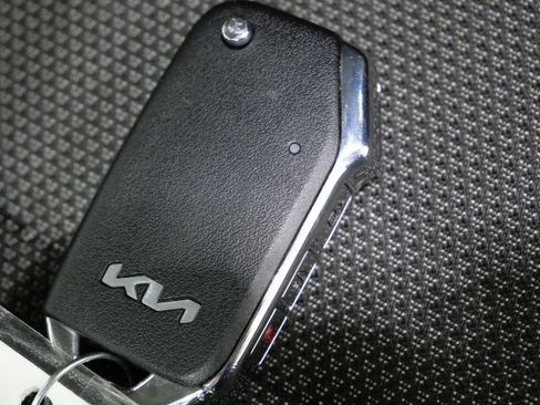 Used 2023 Kia Forte LXS image 25