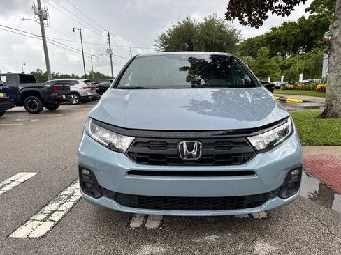 Used 2025 Honda Odyssey Sport-L image 3