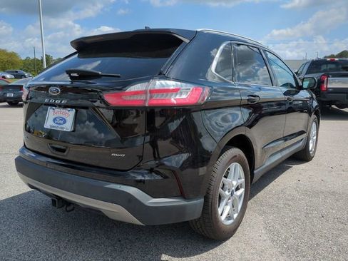 Used 2021 Ford Edge SEL w/ Convenience Package AWD/4WD image 4