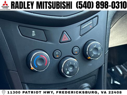 Used 2016 Chevrolet Trax LS FWD image 10