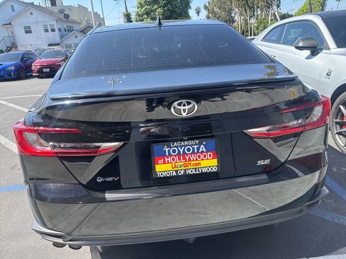 Certified 2025 Toyota Camry SE w/ Multimedia Upgrade Package FWD image 4