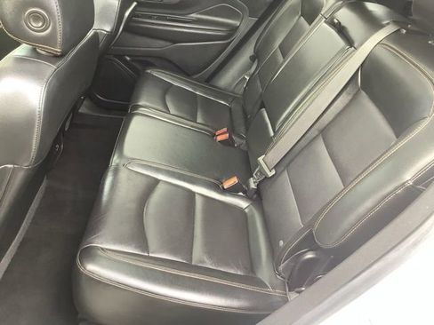 Used 2021 GMC Terrain SLT w/ Elevation Edition FWD image 11