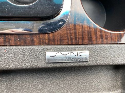 Used 2009 Ford Taurus Limited image 29