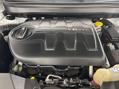 Used 2022 Jeep Cherokee Limited image 30