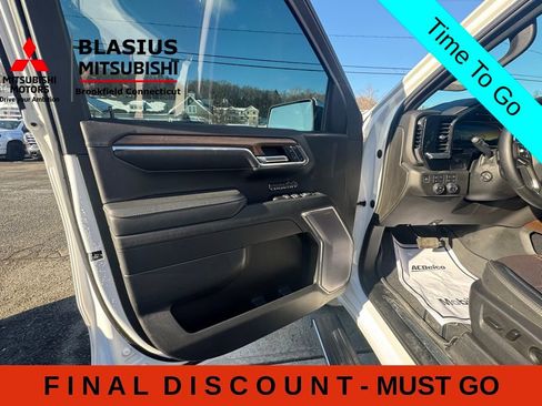 Used 2023 Chevrolet Silverado 1500 High Country w/ High Country Premium Package AWD/4WD image 21