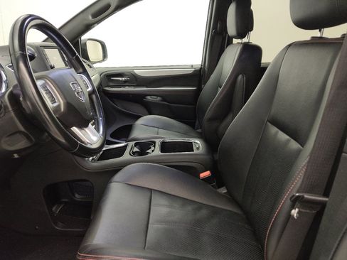 Used 2020 Dodge Grand Caravan GT FWD image 17