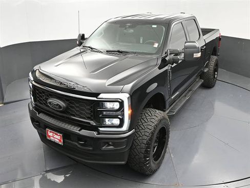 Used 2025 Ford F250 Lariat w/ Black Appearance Package AWD/4WD image 42