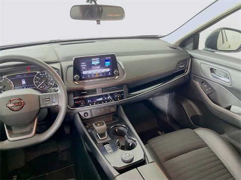Used 2025 Nissan Rogue Rock Creek image 23