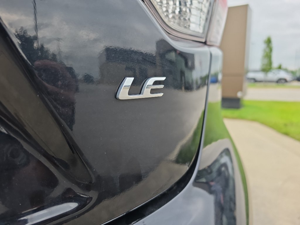 Used 2024 Toyota Corolla LE FWD image 19