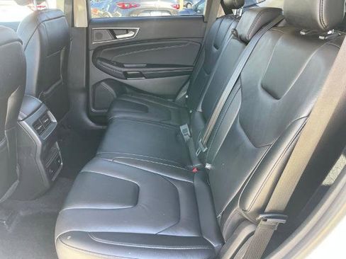 Used 2022 Ford Edge Titanium image 7