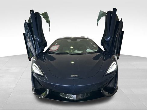 Used 2020 McLaren 570S Spider image 43