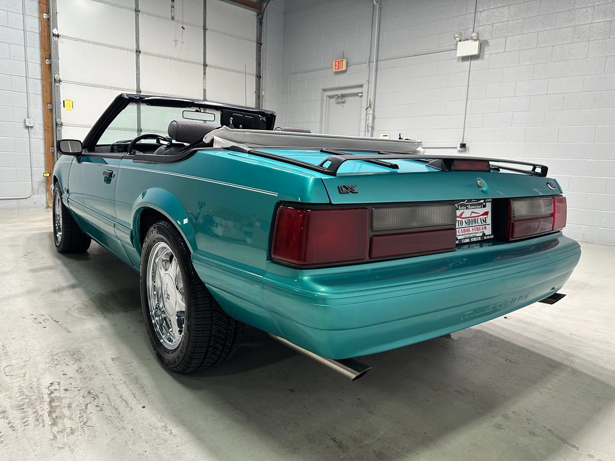 Used 1993 Ford Mustang LX RWD image 19