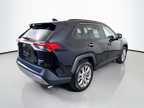 Used 2023 Toyota RAV4 Limited AWD/4WD image 7