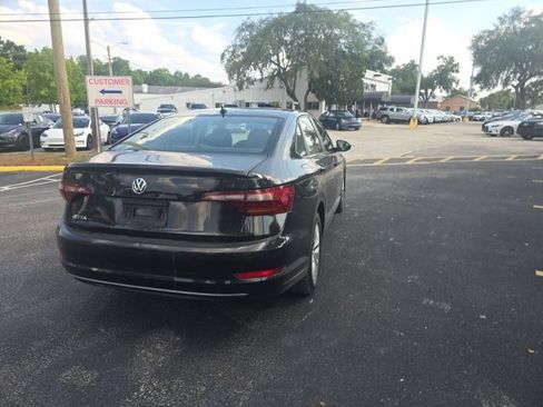 Used 2019 Volkswagen Jetta S w/ Driver Assistance Package FWD image 9