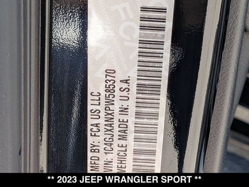 Used 2023 Jeep Wrangler Sport AWD/4WD image 22