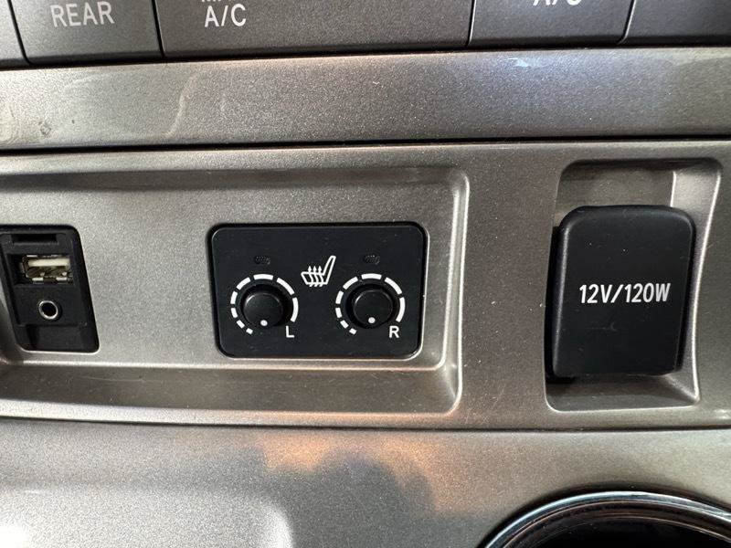 Used 2013 Toyota Highlander SE AWD/4WD image 27