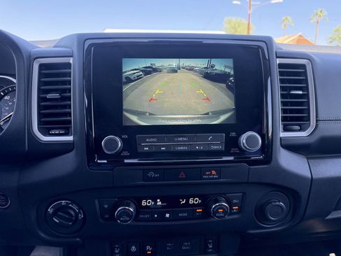 Used 2024 Nissan Frontier SV w/ SV Convenience Package image 21