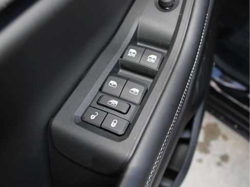 New 2025 Jeep Grand Cherokee Limited w/ Luxury Tech Group II image 10