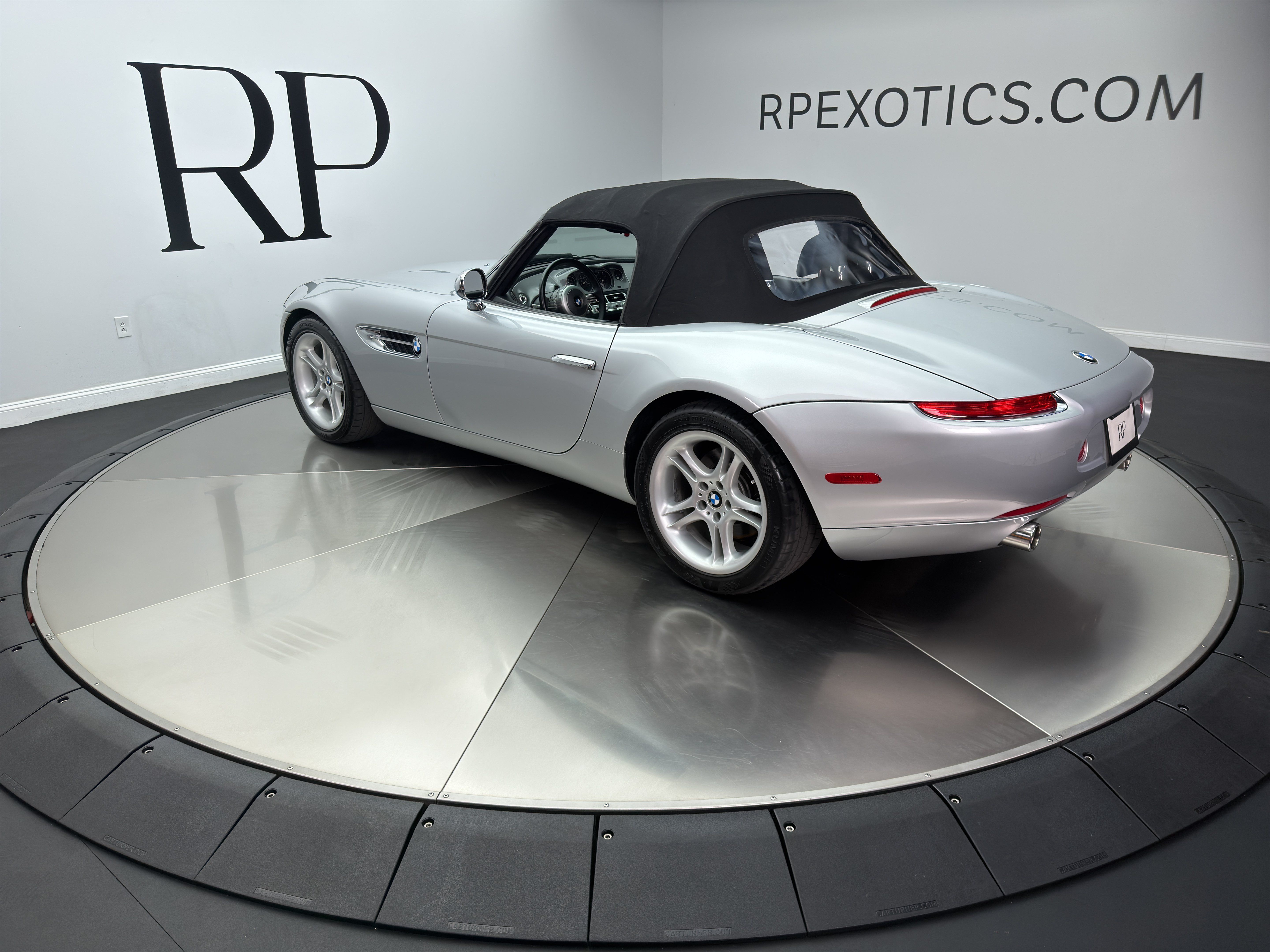 Used 2000 BMW Z8 RWD image 4