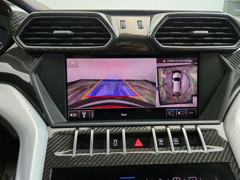 Used 2019 Lamborghini Urus AWD/4WD image 20