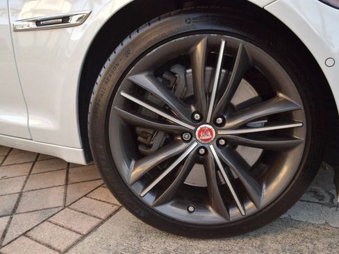 Used 2019 Jaguar XJ Collection image 89