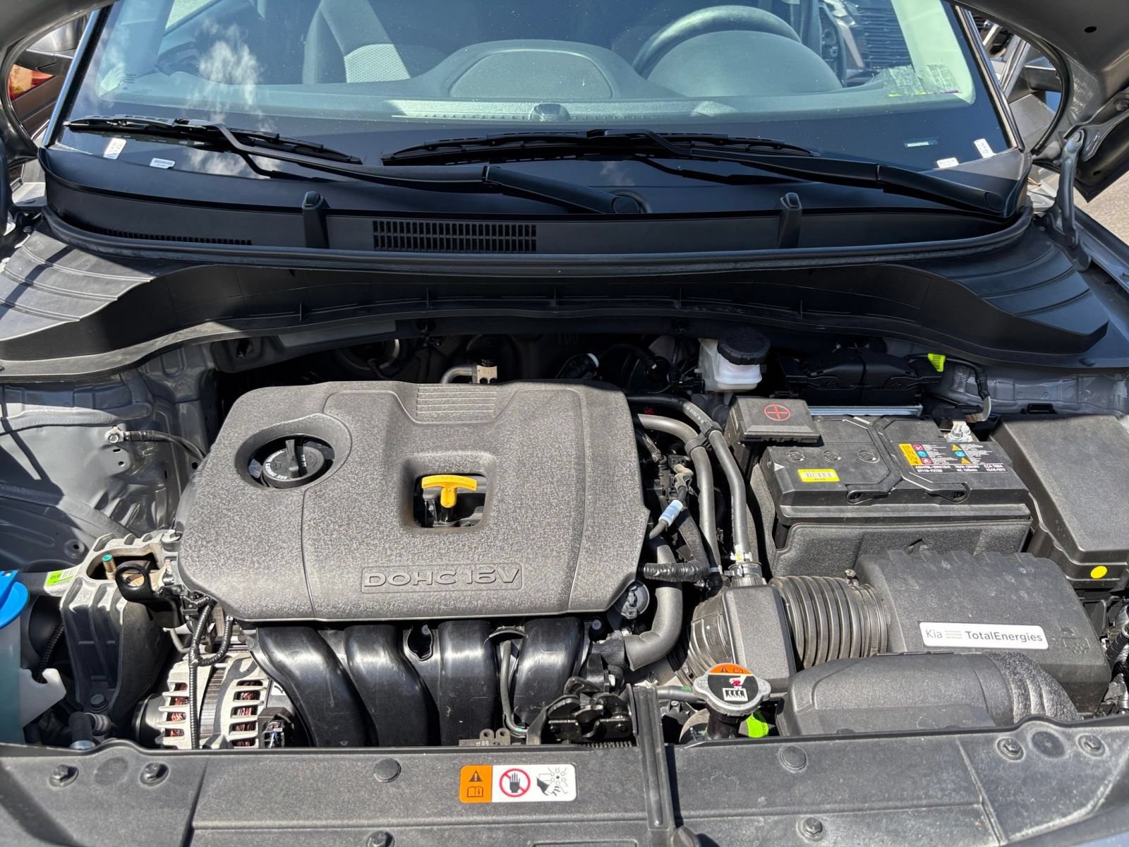 Used 2025 Kia Soul LX w/ LX Technology Package FWD image 29