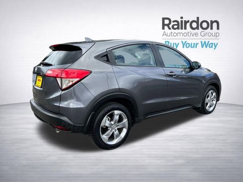 Used 2022 Honda HR-V LX image 9