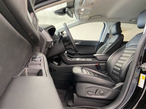 Used 2024 Ford Edge SEL w/ Convenience Package AWD/4WD image 16