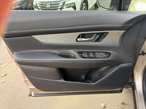 New 2026 Nissan Murano SL image 18