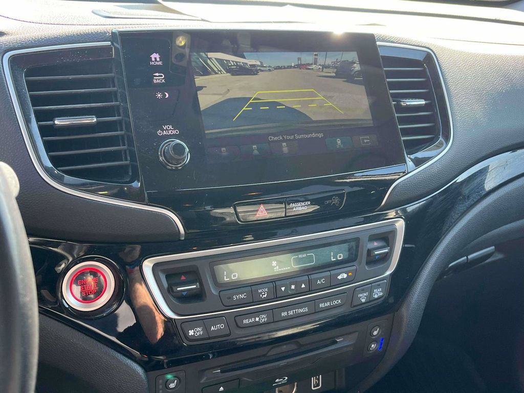 Used 2019 Honda Pilot Elite image 24