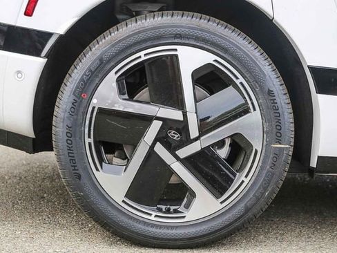 New 2026 Hyundai Ioniq 9 Calligraphy AWD/4WD image 13