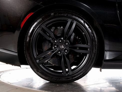 Certified 2020 Ferrari Portofino image 19